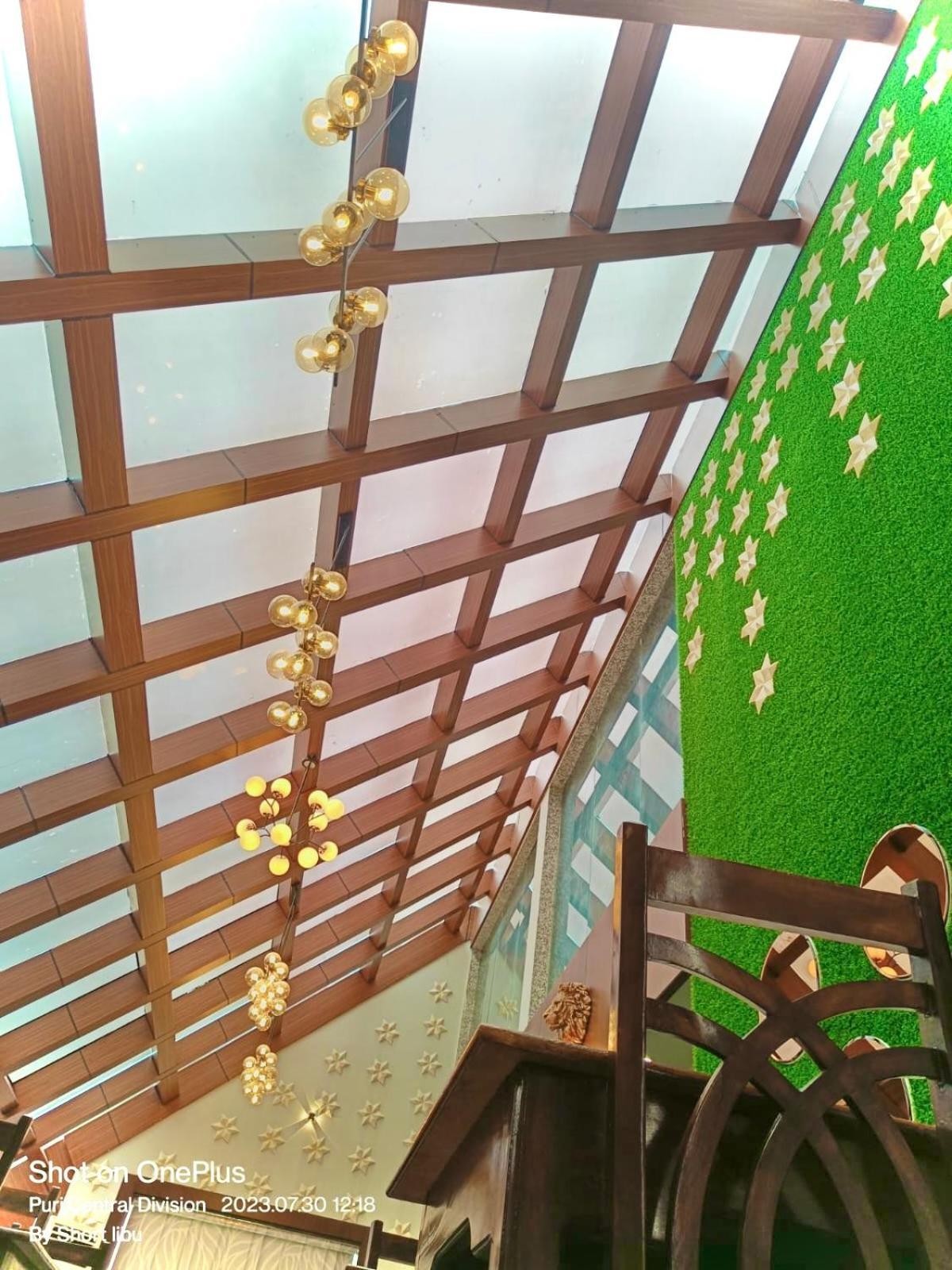 Hotel Kuber Palace: Beachfront Comfort with Temple Proximity Puri Exterior photo