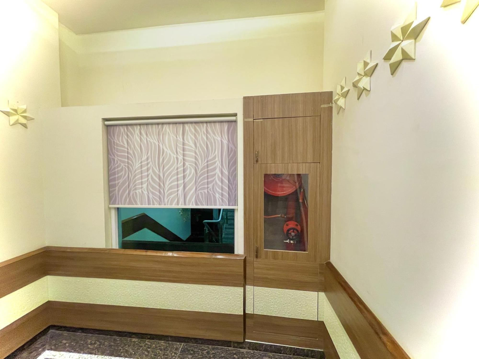 Hotel Kuber Palace: Beachfront Comfort with Temple Proximity Puri Exterior photo